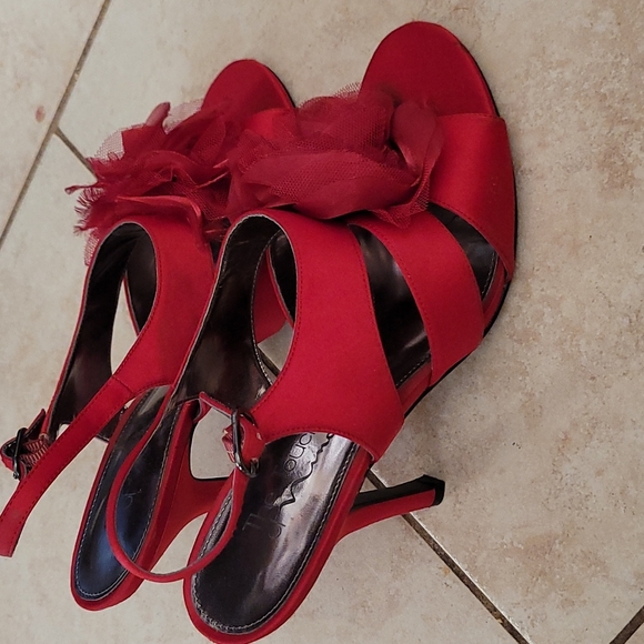 Ruby Red Heels - Picture 7 of 8